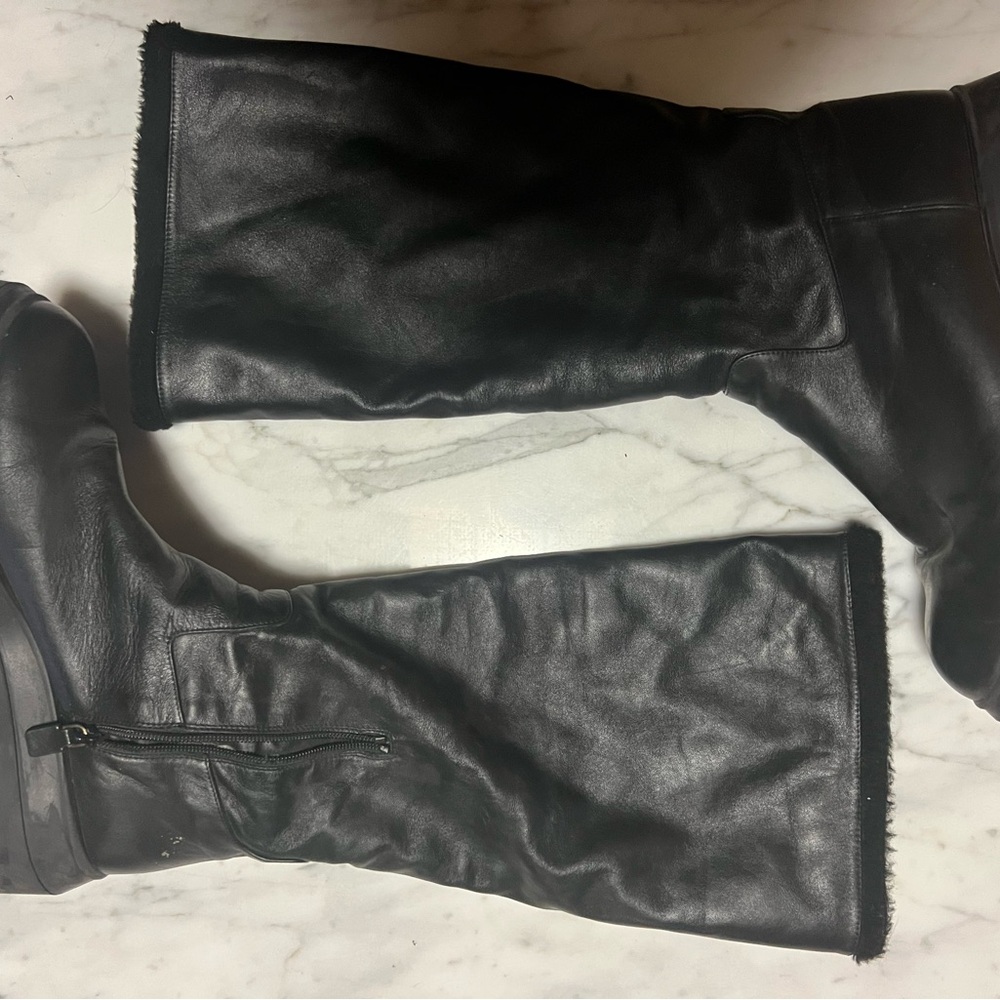 Stuart Weitzman - size 12 - boots